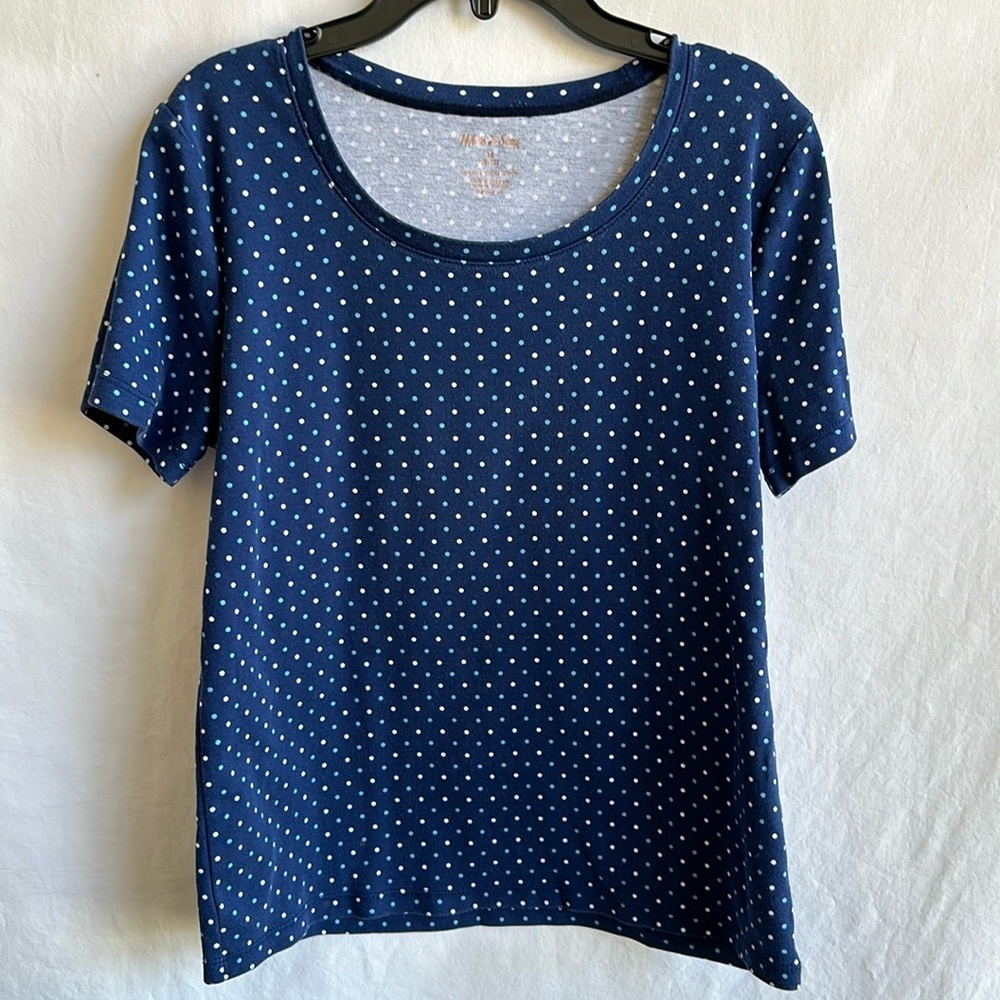 White Stag navy top with white and blue polka dots, size M (8–10)